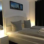 Διαμέρισμα New